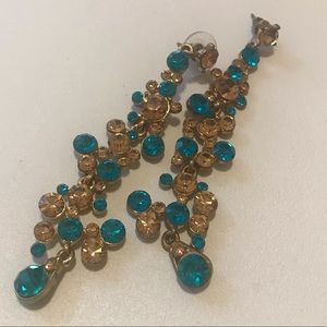 💕2/$15 Teal and gold rhinestone earrings
